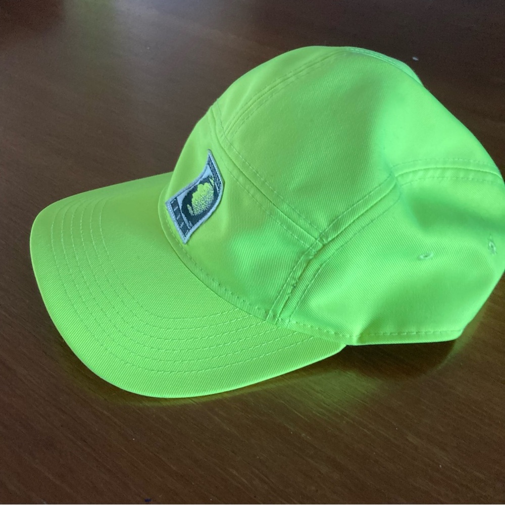 Rare Nike Challenge Court Fluorescent Green Cap with Logo Patch, unworn - Picture 5 of 7